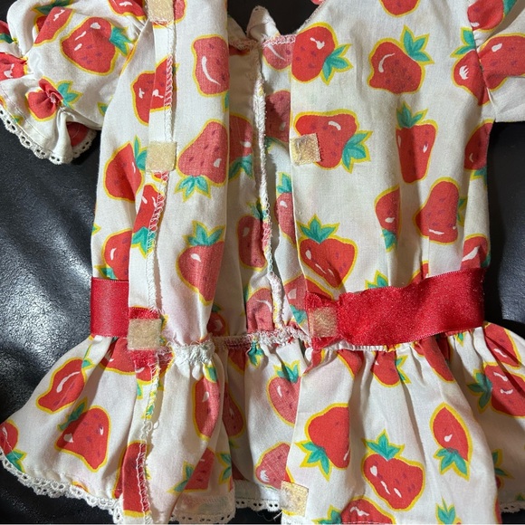 Vintage 1987 Cabbage Patch Kids red/white strawberry dress - Picture 3 of 5